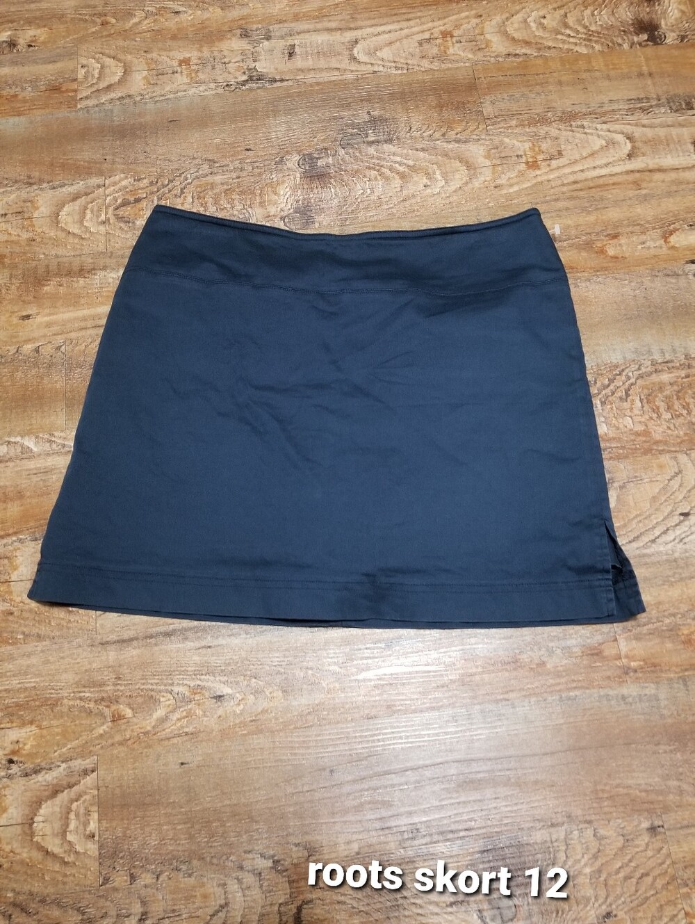 Roots Skort Golf Navy - Size 12 Nwotags